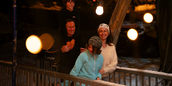 Lakeside Dining Family
